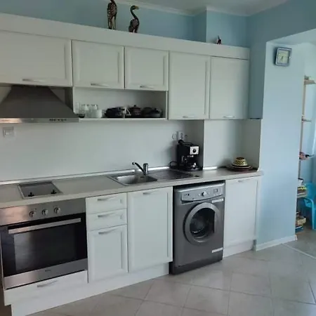 Golden Sands Apartment غولدن ساندز